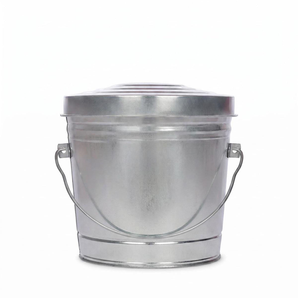 Galvanized Steel 6 Gallon Trash Can with Locking Lid G346