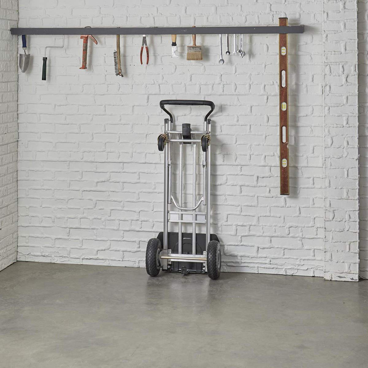 3 in 1 Aluminium Hand Truck with Flat-Free Wheels R51338