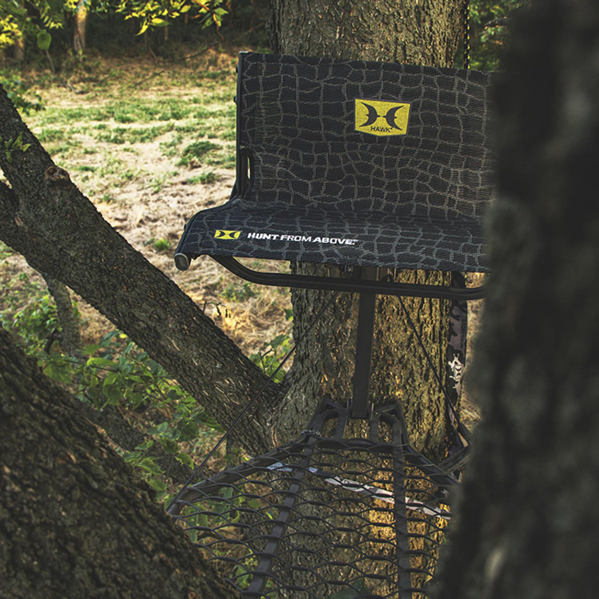 Hunting Tree Stand with MeshComfort Seat B6024