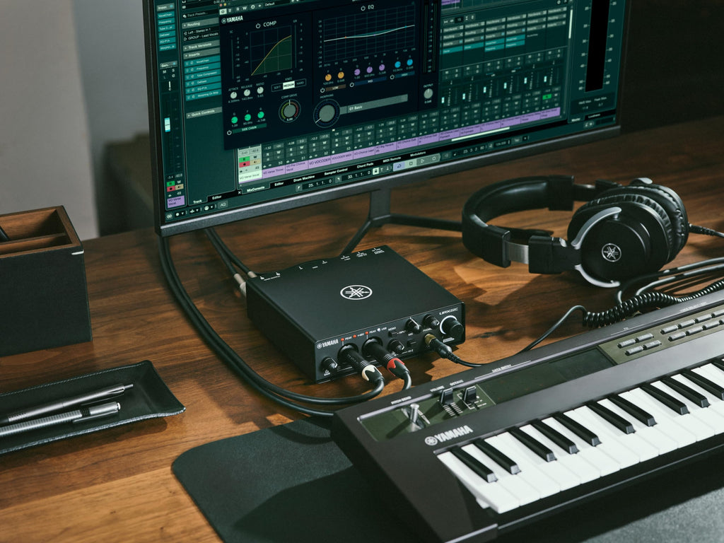 2-in/2-out USB-C Audio/MIDI Interface with 32-bit/192kHz Support, Black L92029